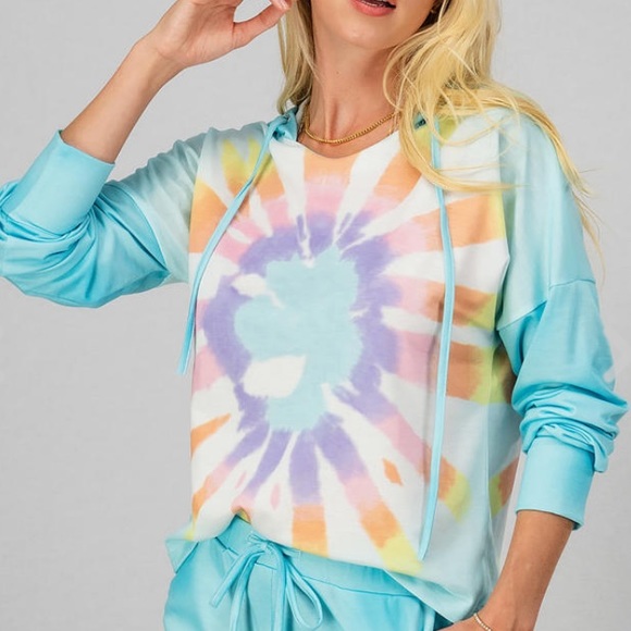 🔥 SALE Turquoise Multi Hoodie Top & Shorts Set - Picture 11 of 11